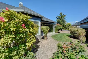 108 Sandridge Way, Eagle Point, OR 97524 - Photo 8