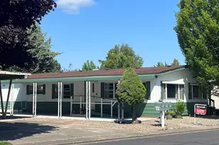 2252 Table Rock Rd, Medford, OR 97501 - Photo 2