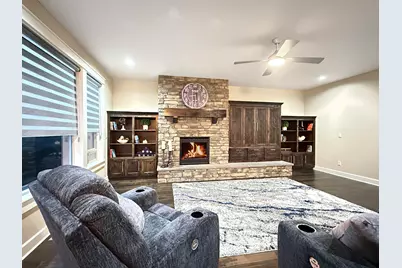61072 Manhae Loop, Bend, OR 97702 - Photo 12