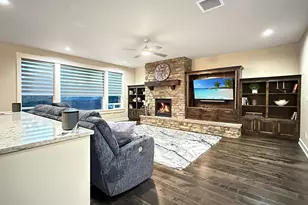 61072 Manhae Loop, Bend, OR 97702 - Photo 16
