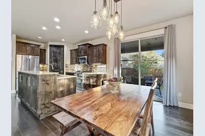 61072 Manhae Loop, Bend, OR 97702 - Photo 10
