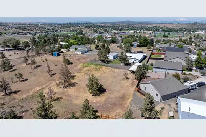 605 SE Kinkade Road, Madras, OR 97741 - Photo 44