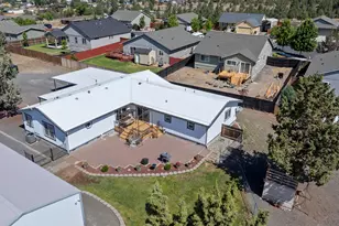 605 SE Kinkade Rd, Madras, OR 97741 - Photo 2