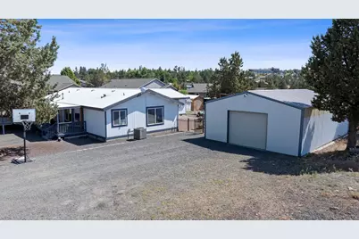 605 SE Kinkade Road, Madras, OR 97741 - Photo 1