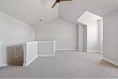 20518 NE Empire Avenue, Bend, OR 97701 - Photo 22