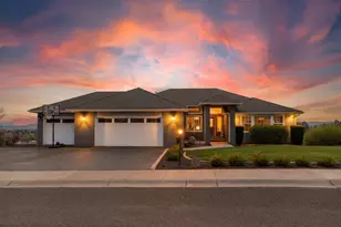 2212 Kimberly Dr, Klamath Falls, OR 97603 - Photo 1