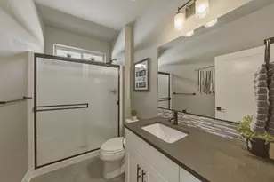 20873 SE Humber Ln, Bend, OR 97702 - Photo 14