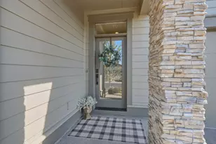 20873 SE Humber Ln, Bend, OR 97702 - Photo 2