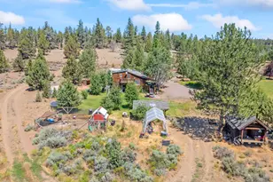 69343 Hinkle Butte Dr, Sisters, OR 97759 - Photo 10