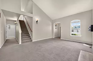 2716 NE Rosemary Dr, Bend, OR 97701 - Photo 16