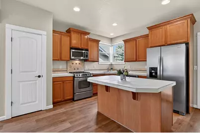 2716 NE Rosemary Drive, Bend, OR 97701 - Photo 4