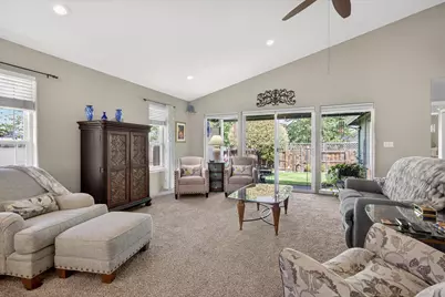 102 SW Pintail Court, Grants Pass, OR 97527 - Photo 8