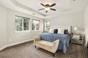19527 Mirror Lake Pl, Bend, OR 97702 - Photo 18