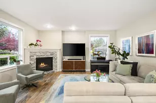 19527 Mirror Lake Pl, Bend, OR 97702 - Photo 16