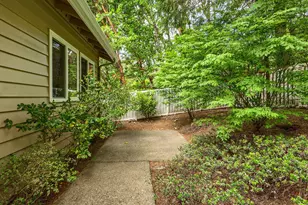 191 Spring Mountain Rd, Grants Pass, OR 97526 - Photo 60