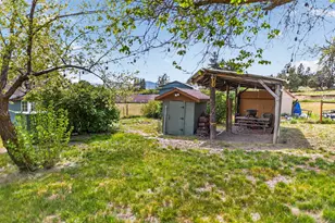 8029 Hwy 66, Klamath Falls, OR 97601 - Photo 14