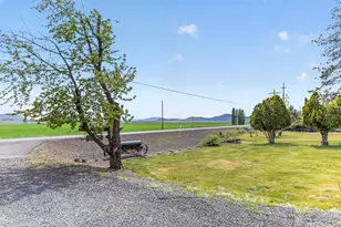 8029 Hwy 66, Klamath Falls, OR 97601 - Photo 4