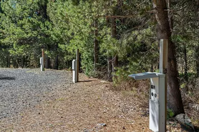 18142 Highway 58, Crescent Lake, OR 97733 - Photo 8