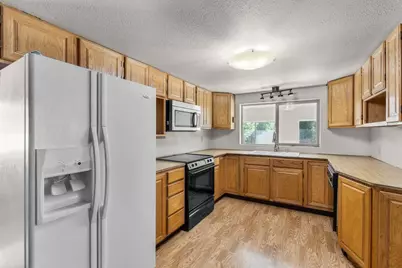 18142 Highway 58, Crescent Lake, OR 97733 - Photo 14