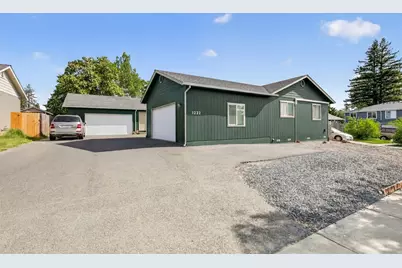 1232 W Harbeck Road, Grants Pass, OR 97527 - Photo 4