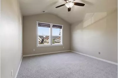 19530 Hollygrape Street, Bend, OR 97702 - Photo 40