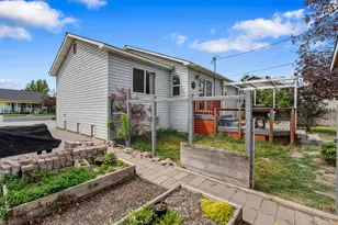 683 NW 5th St, Prineville, OR 97754 - Photo 40