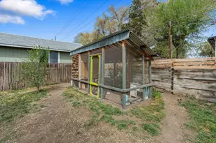 683 NW 5th St, Prineville, OR 97754 - Photo 34