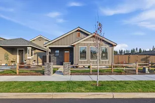2288 NW Skyline Ranch Rd, Bend, OR 97703 - Photo 4
