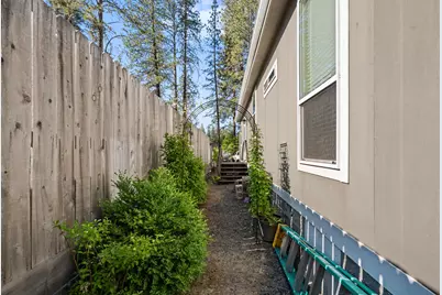 594 Detrick Drive #Space 2, Grants Pass, OR 97527 - Photo 24