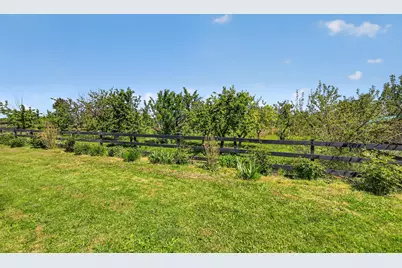 670 Old Stage Road, Central Point, OR 97502 - Photo 54