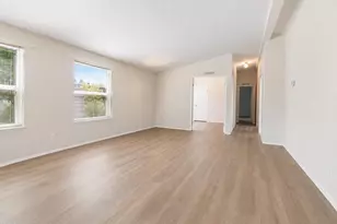 20781 Livengood Way, Bend, OR 97701 - Photo 4