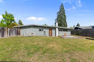 1320 NW Prospect Ave, Grants Pass, OR 97526 - Photo 26