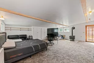 1320 NW Prospect Ave, Grants Pass, OR 97526 - Photo 6