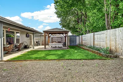 921 Birmingham Street, Medford, OR 97501 - Photo 8