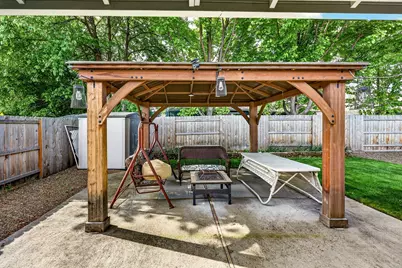 921 Birmingham Street, Medford, OR 97501 - Photo 12