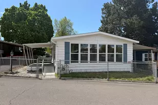1505 Madison St, Klamath Falls, OR 97603 - Photo 2