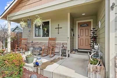 944 Stonewater Drive, Eagle Point, OR 97524 - Photo 48