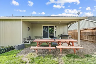 944 Stonewater Drive, Eagle Point, OR 97524 - Photo 26