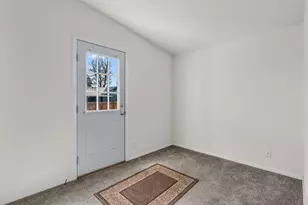 397 SE 6th St, Madras, OR 97741 - Photo 24