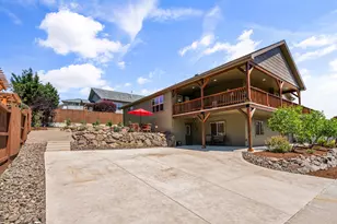 22 Terra Linda Ct, Eagle Point, OR 97524 - Photo 6