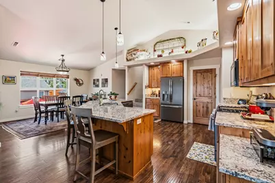 22 Terra Linda Court, Eagle Point, OR 97524 - Photo 12