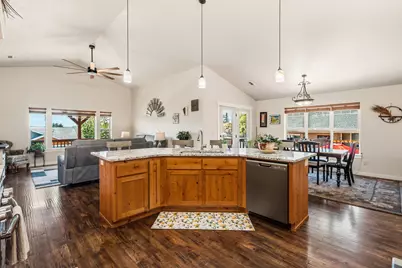 22 Terra Linda Court, Eagle Point, OR 97524 - Photo 14
