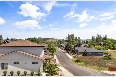22 Terra Linda Court, Eagle Point, OR 97524 - Photo 28