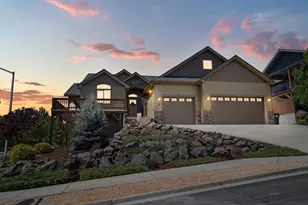 22 Terra Linda Ct, Eagle Point, OR 97524 - Photo 1