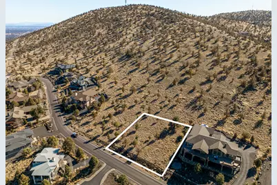 904 Highland View Loop, Redmond, OR 97756 - Photo 2