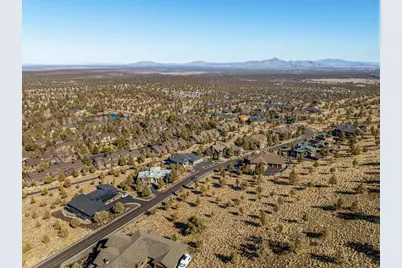 904 Highland View Loop, Redmond, OR 97756 - Photo 8