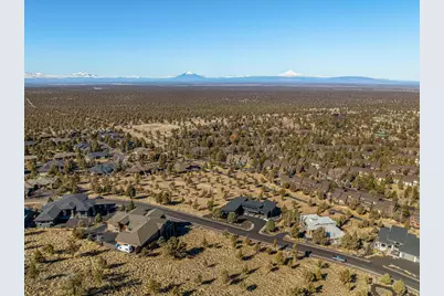 904 Highland View Loop, Redmond, OR 97756 - Photo 6