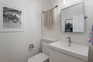 1576 NW Mt Washington, Bend, OR 97703 - Photo 14
