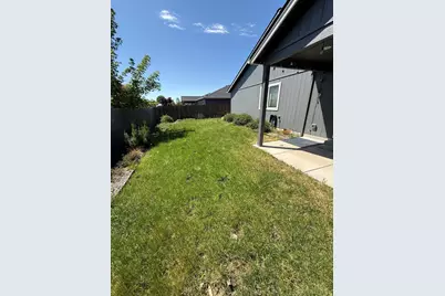 3852 Valley Meadows Drive, White City, OR 97503 - Photo 18