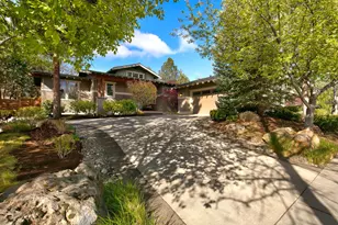 691 N W Yosemite Dr, Bend, OR 97703 - Photo 1